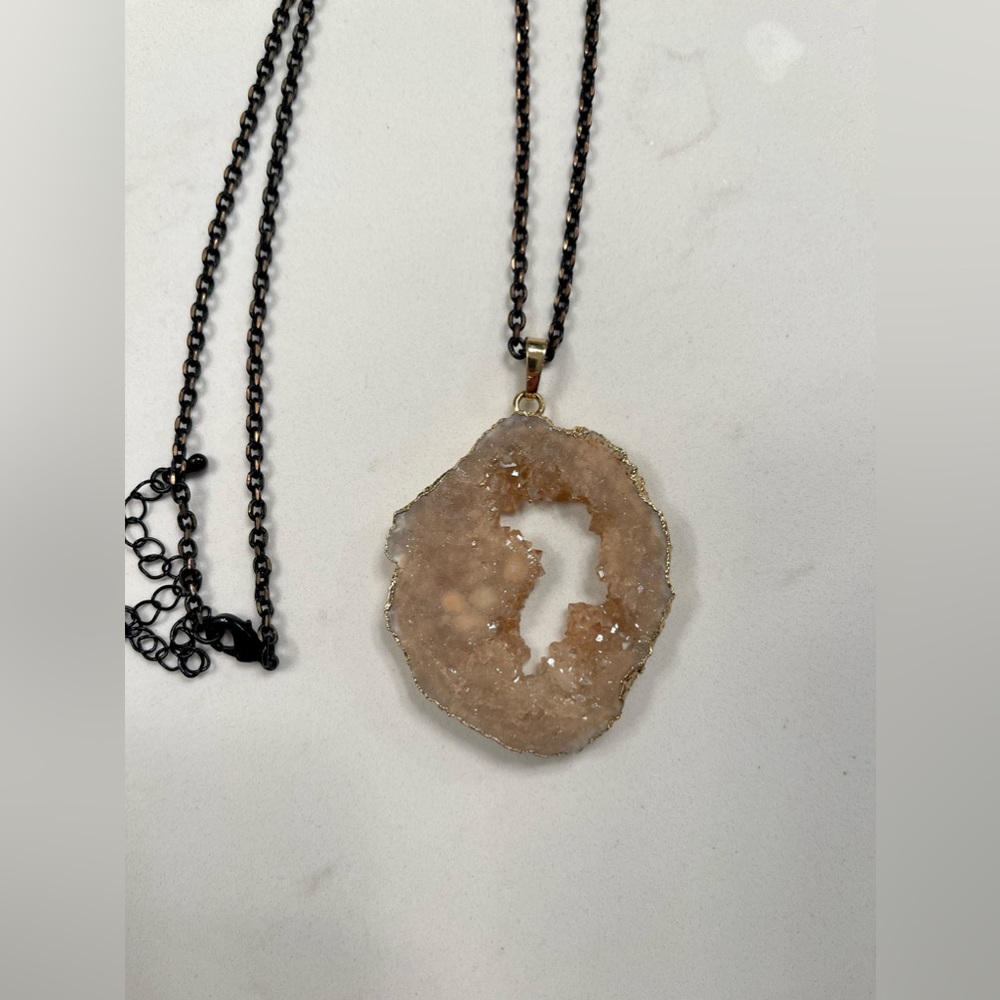 Gold Geode Pendant Necklace